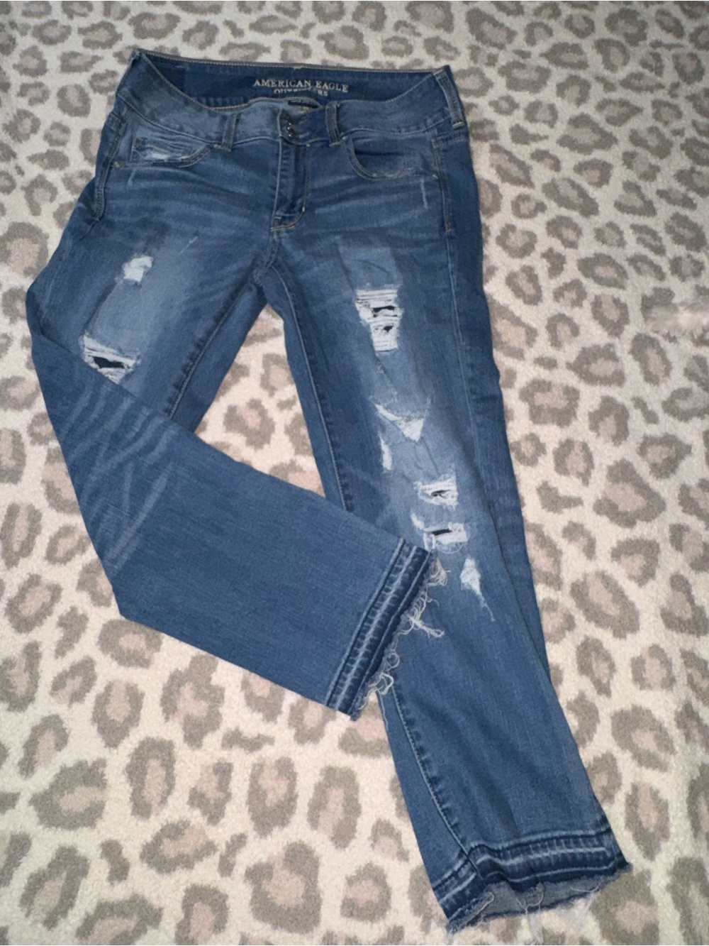 American Eagle Outfitters Women’s Distressed Blue Skinny Jeans